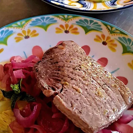 Cala Buguto Szálloda *